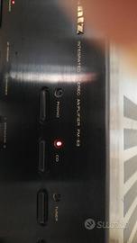 Amplificatore integrato Marantz. 
