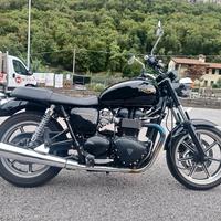 Triumph Bonneville 865 