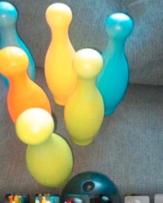 caschetto bici e set bwling