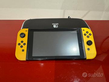 Nintendo Switch Edizione Pokemon Pikachu & Eevee