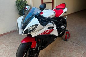 Yamaha R6 - 2008