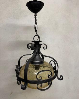 lampadario ferro battuto antico