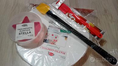 alzata x torta con pennello  e spatola in silicone
