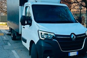 Renault master anno 2000 con sponda idraulica