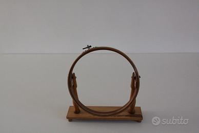 Telaio-Tombolo in legno per ricamo