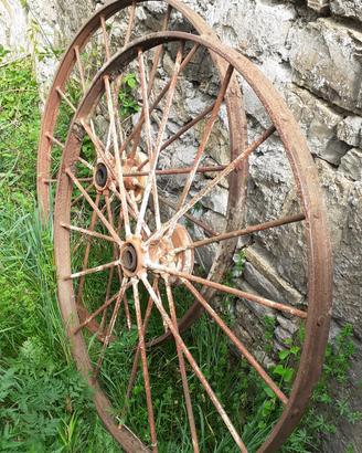 ruote in ferro antiche