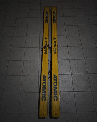 Sci alpinismo Atomic con attacchi Silvretta 404