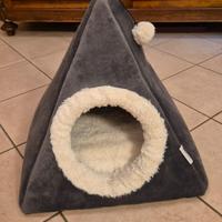 Cuccia morbida a piramide per gatti
