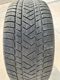 Gomme Invernali Pirelli Scorpion 275/45 R21