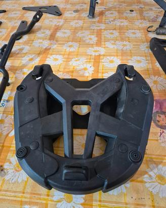 piastra Givi Monokey