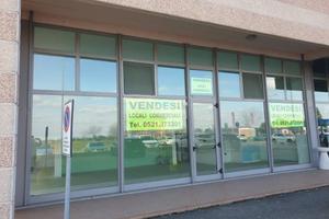 NEGOZIO MQ 80: PARMA SUD