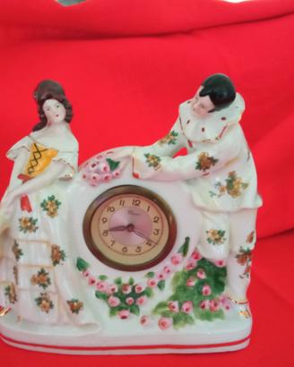 Orologio da tavolo in porcellana