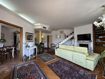 Appartamento Roma [Cod. rif 3271613VRG]