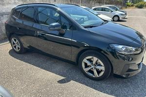 BMW 218d Active Tourer U06