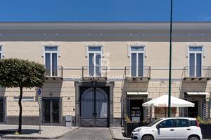 Locale commerciale - Torre del Greco