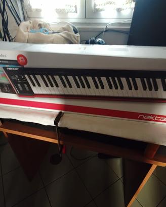 tastiera midi nektar SE61 