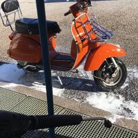 Vespa px200 p200e