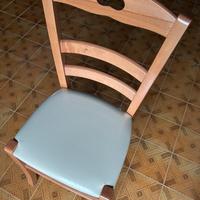 Sedie in legno con seduta panna
