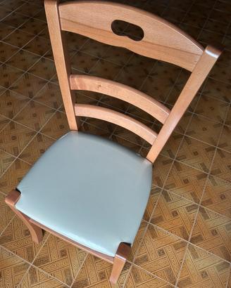 Sedie in legno con seduta panna