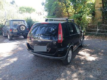 Ford Fusion 1.4 TDCi   -  89.000 km