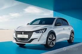 Musata completa e ricambi vari Peugeot 208 2020 20