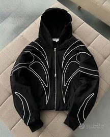 Zip tecnica nera che si illumina col flash