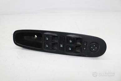 PULSANTIERA ANTERIORE SINISTRA FIAT Grande Punto 2