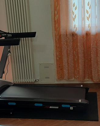 TAPIS ROULANT BH FITNESS F8