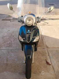 piaggio liberty 200