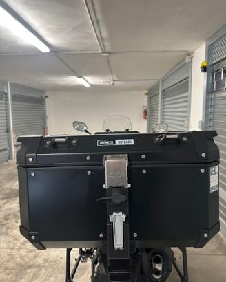Set GIVI Trekker Outback: bauletto + valigie