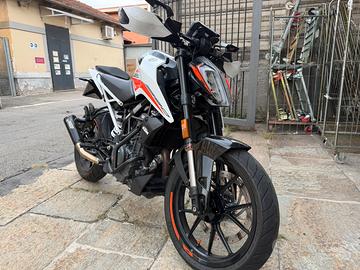 Ktm 390 duke