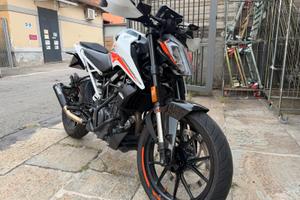 Ktm 390 duke