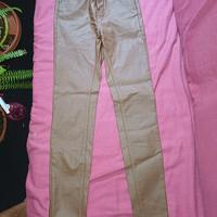 Pantaloni da ragazza