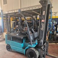 Carrello elevatore elettrico marca Baoli modello K