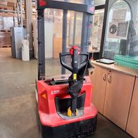 transpallet elettrico 1200 kg 13 ore di lavoro