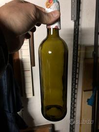 72 bottiglie tipo bordolesi.