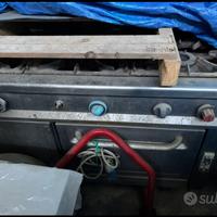 Cucina a gas con forno