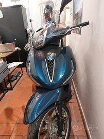 Piaggio Beverly 300 hpe - 2022