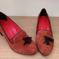 Comodissima scarpa scamosciata