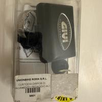 Porta telepass universale per moto givi S601