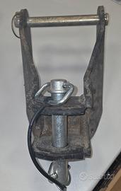 Gancio traino per trattori agricoli 