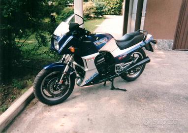 Kawasaki GPZ 900 - 1984