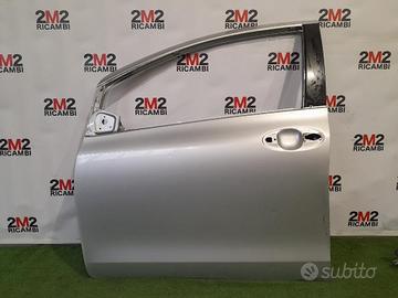PORTIERA ANTERIORE SINISTRA TOYOTA Yaris Serie 670