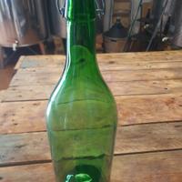 bottiglione da 2 litri con chiusura a gabbietta