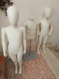 Manichini abbigliamento bambini 