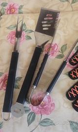 Set di attrezzi per barbecue da 4 pezzi