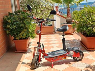 Monopattino DTM racing