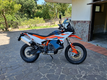 KTM 890 Adventure r