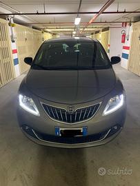 Lancia ypsilon Silver