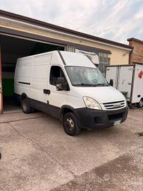 Iveco daily 2.3 mjt 3 posti anter. -2009